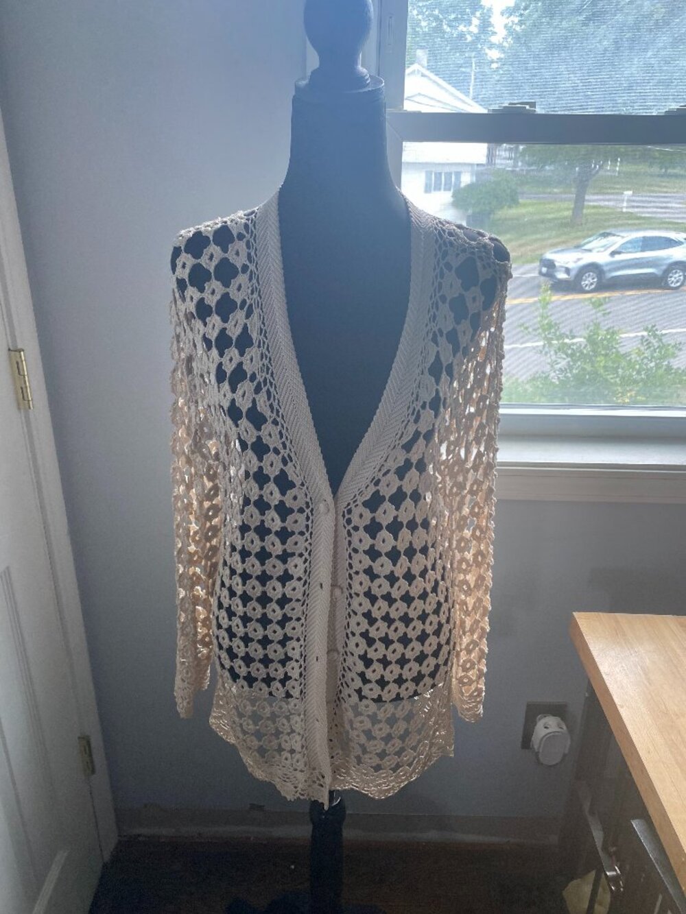 VINTAGE DESIGNER RENA LANGE 1980’s Designer  Ivory Crochet Cardigan Sweater